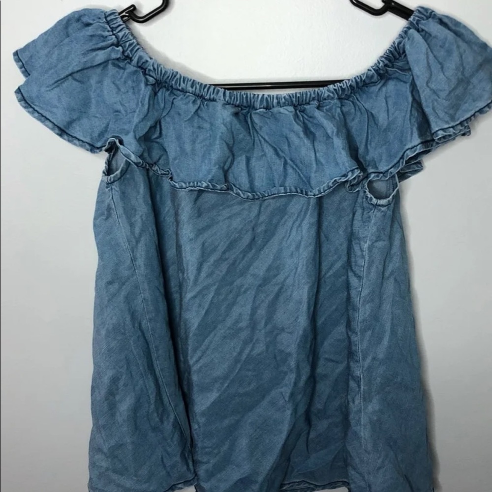 Denim off shoulder top!